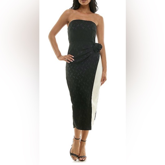 Maison Tara Dresses & Skirts - NWT Elegant 2 tone Black and White Women's strapless midi dress